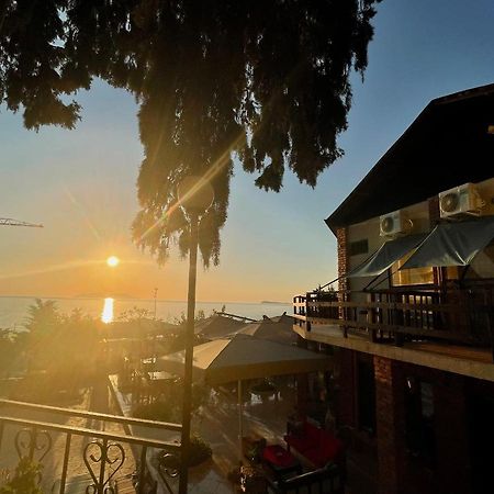 Tekada Hotel & Restaurant Vlorë Eksteriør billede
