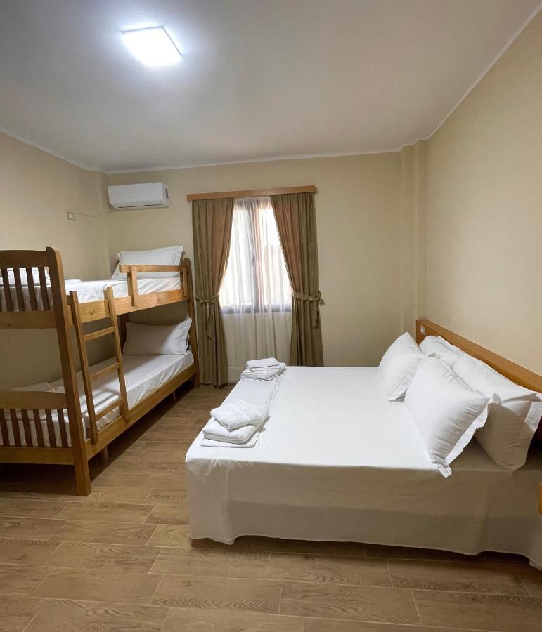 Tekada Hotel & Restaurant Vlorë Eksteriør billede