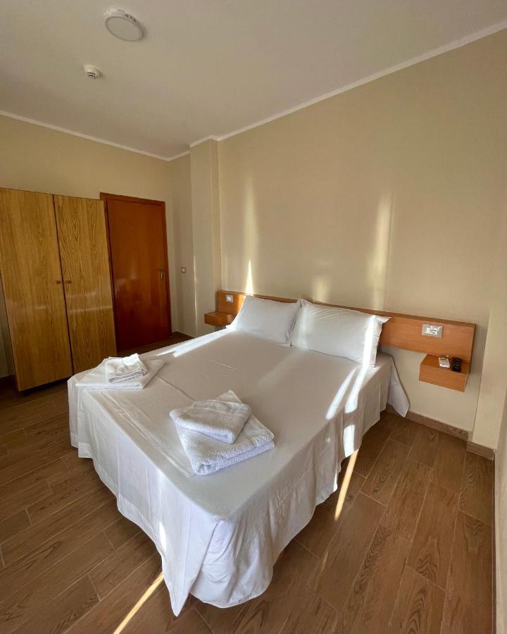 Tekada Hotel & Restaurant Vlorë Eksteriør billede