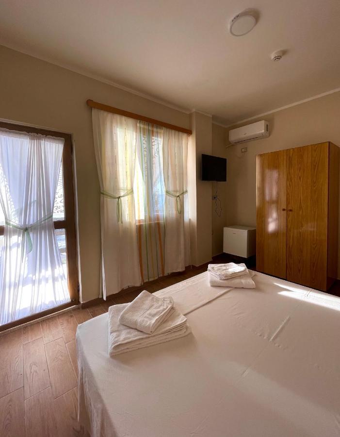 Tekada Hotel & Restaurant Vlorë Eksteriør billede